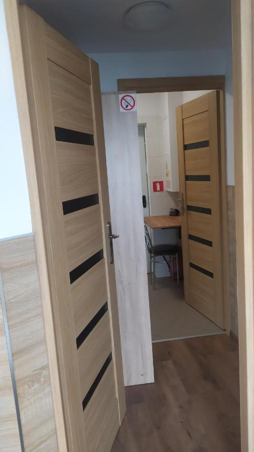 Pokoje Goscinne Z Lazienkami Przy Wroclawiu, Darmowy Parking Długotęka Buitenkant foto